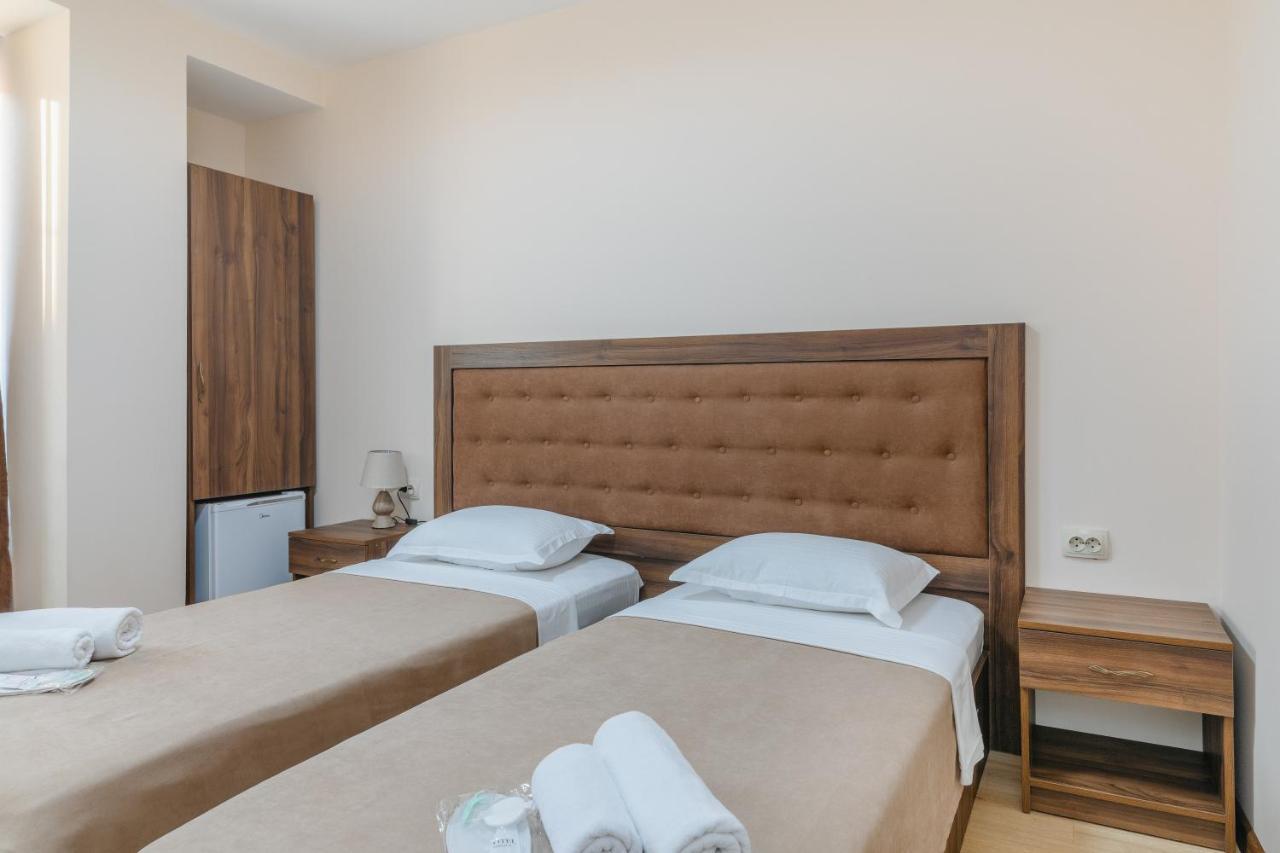 Gala Boutique Hotel クタイシ エクステリア 写真