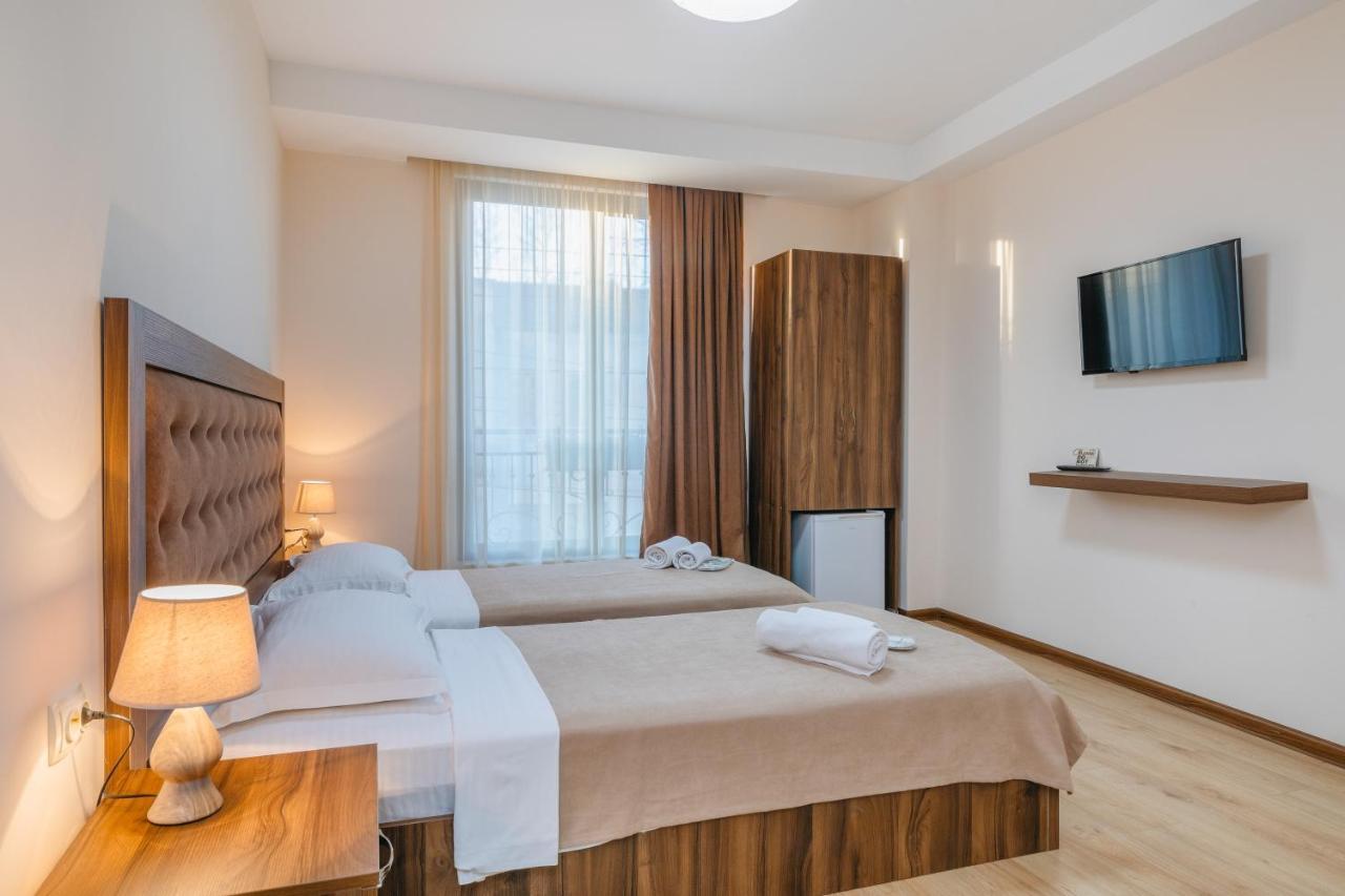 Gala Boutique Hotel クタイシ エクステリア 写真