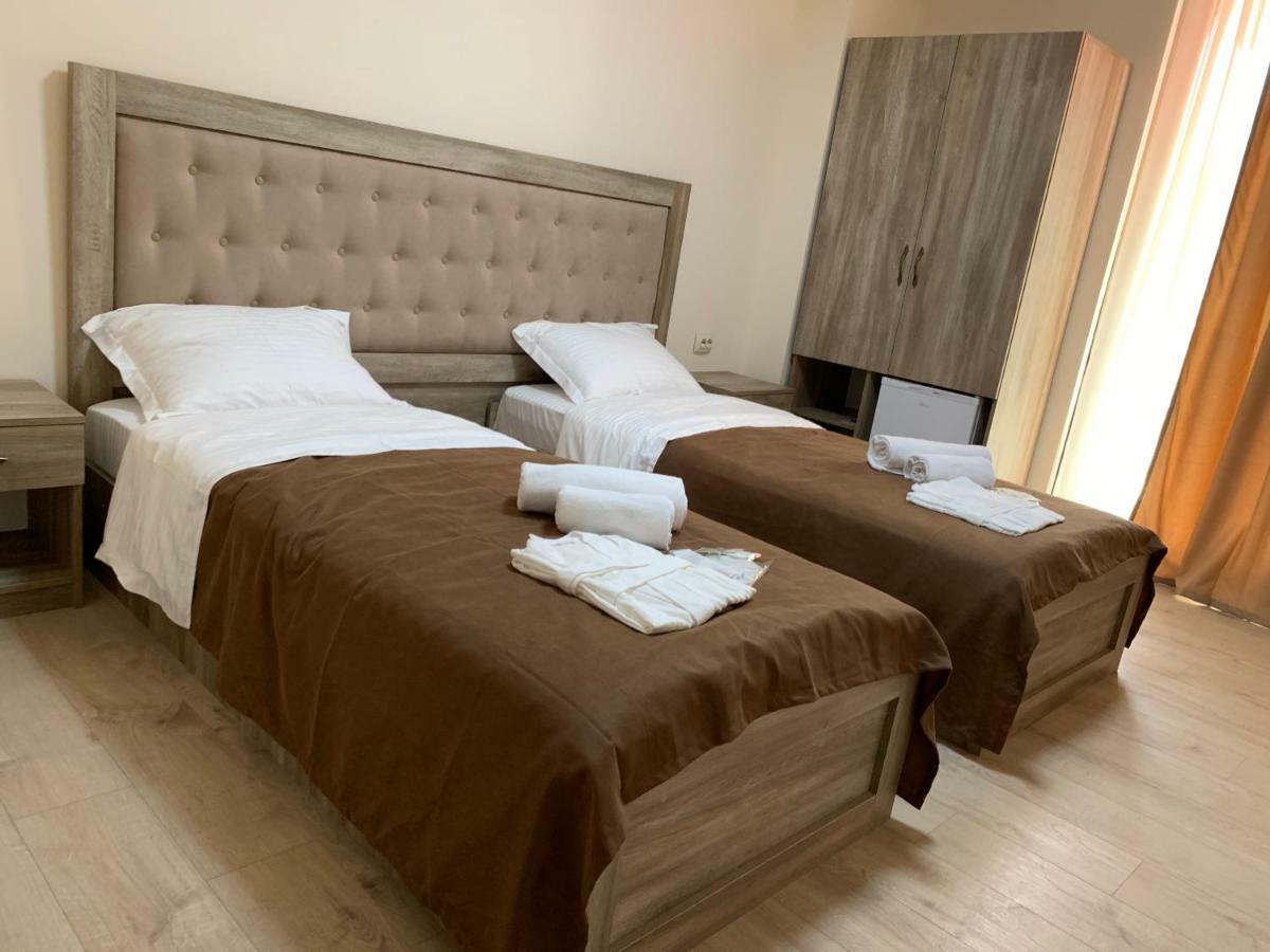 Gala Boutique Hotel クタイシ エクステリア 写真